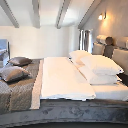 Apartment San Mauro *