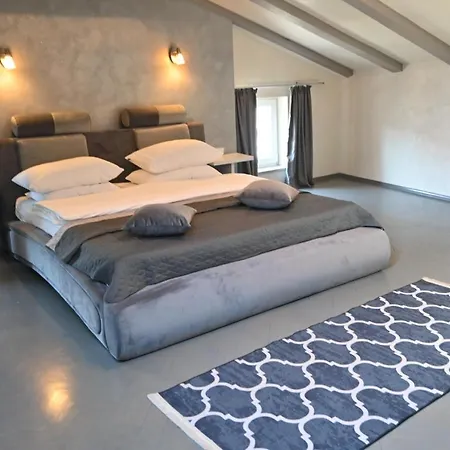 San Mauro Apartment *